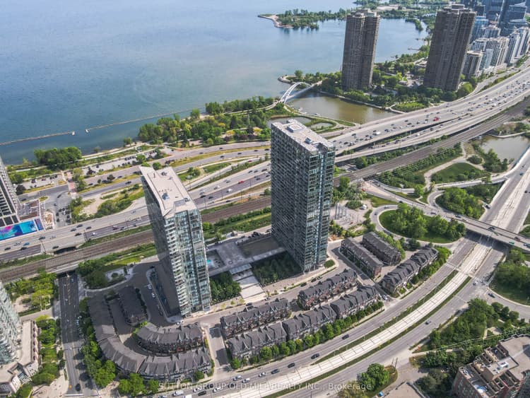 105 The Queensway N/A