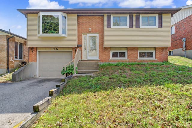Detached at 125 Blackwell Drive, Kitchener, ON N2N 2P9