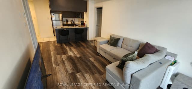Condo Apartment at 54 Sky Harbour Drive 416, Brampton, ON L6Y 6B9