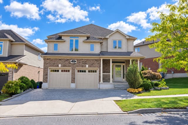 Detached at 31 Melinda Street W, Kitchener, ON N2E 0B8