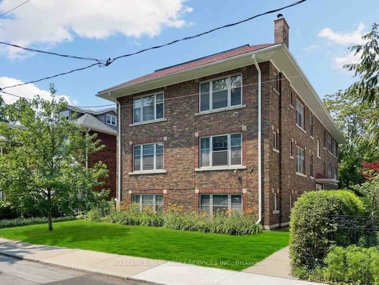 12 Kendal Avenue