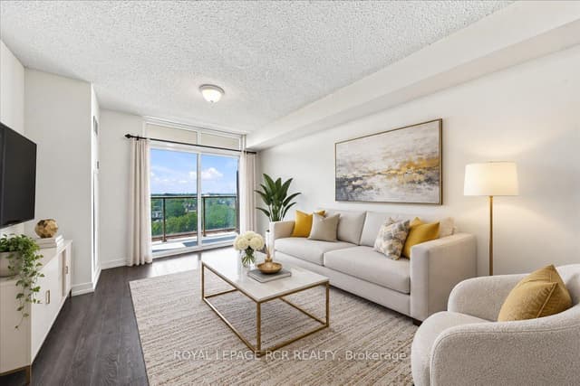 Condo Apartment at 812 Lansdowne Avenue 908, Toronto, ON M6H 4K5, Toronto W02