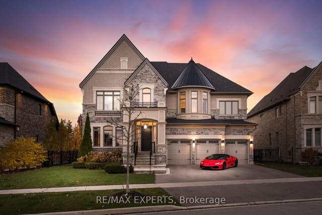 Detached at 32 James Stokes Court, King, ON L7B 1L6