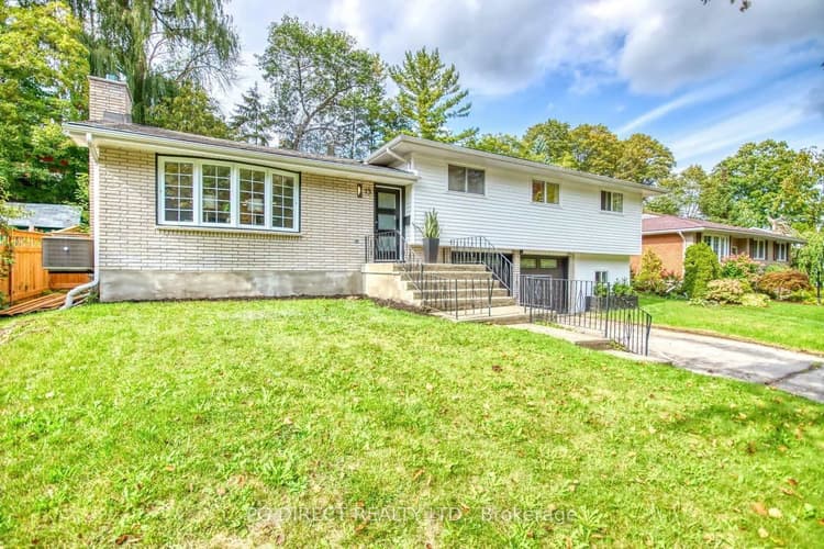 13 Parkside Drive