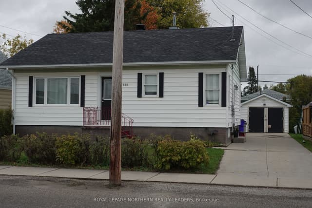 Detached at 466 Spruce Street N, Timmins, ON P4N 6N9