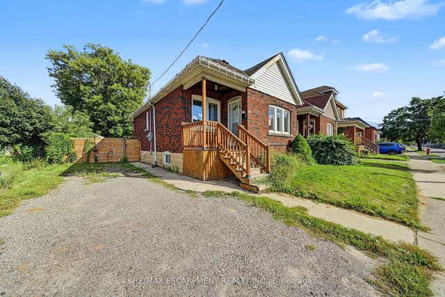 Detached at 270 Weir Street N, Hamilton, ON L8H 5G3