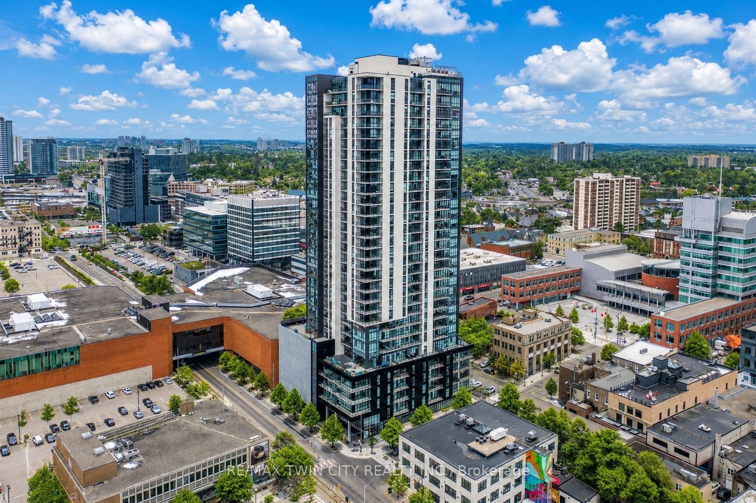 Suite 1402 · Floor 14, Unit 1402 · 60 Charles St W