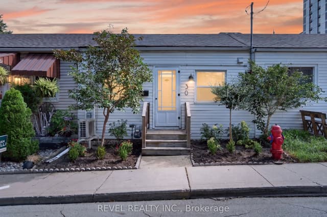 Att/Row/Townhouse at 30 Ray Street N, Hamilton, ON L8R 2X4