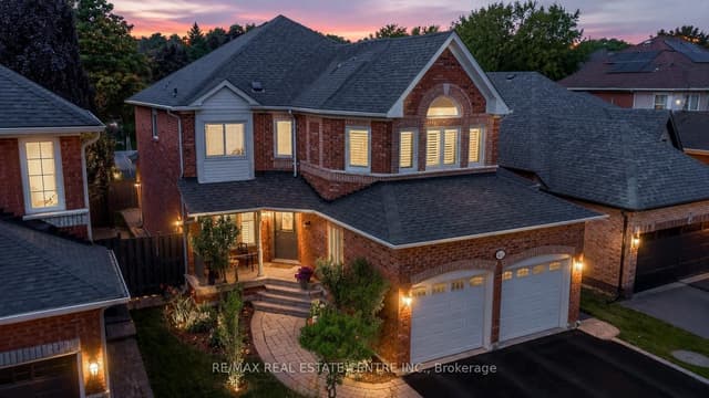 Detached at 40 Hepburn Crescent N, Halton Hills, ON L7G 5P8