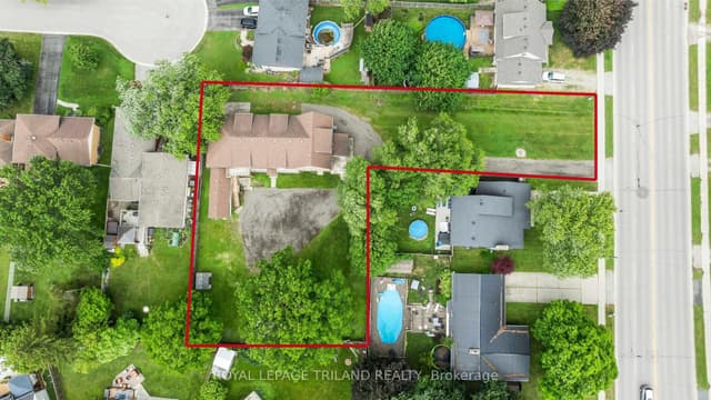 Fourplex at 50 FAIRVIEW Avenue, St. Thomas, ON N5R 4X6