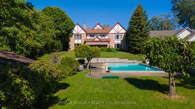 Detached at 140 LAKESHORE Road, Fort Erie, ON L2A 1B2