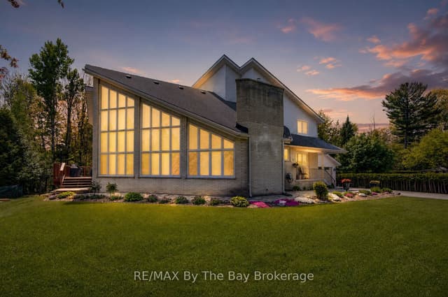 Detached at 32 Bridlewood Crescent, Wasaga Beach, ON L9Z 1B4