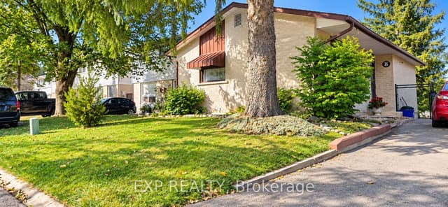 Detached at 8 Habitat Square, Brampton, ON L6S 1X7
