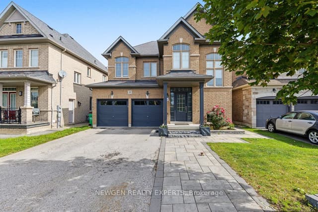 Detached at 43 Lone Rock Circle, Brampton, ON L6P 0K4