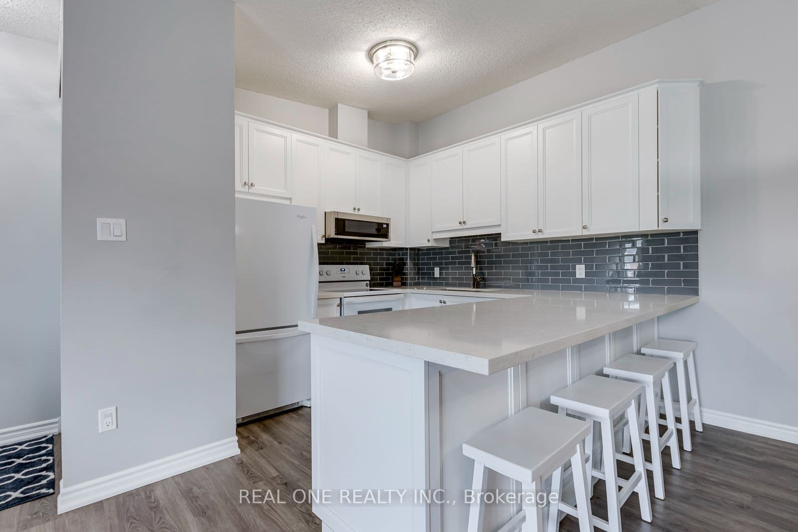 Suite 707 · Floor 7, Unit 707 · 1701 Lampman Ave