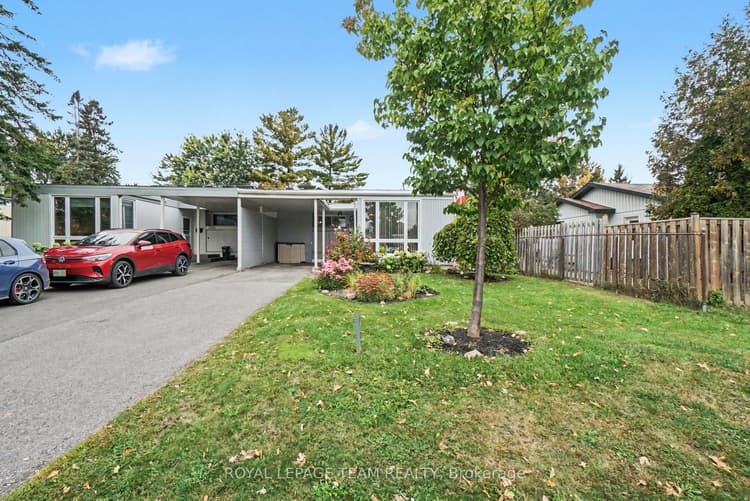1201 Meadowlands Drive