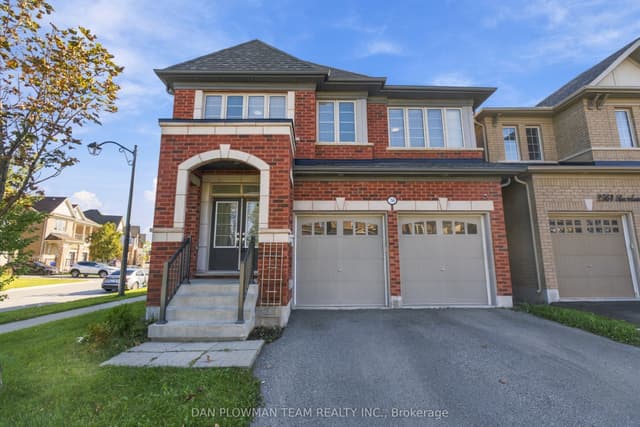 Detached at 2560 Bandsman Crescent, Oshawa, ON L1L 0M2