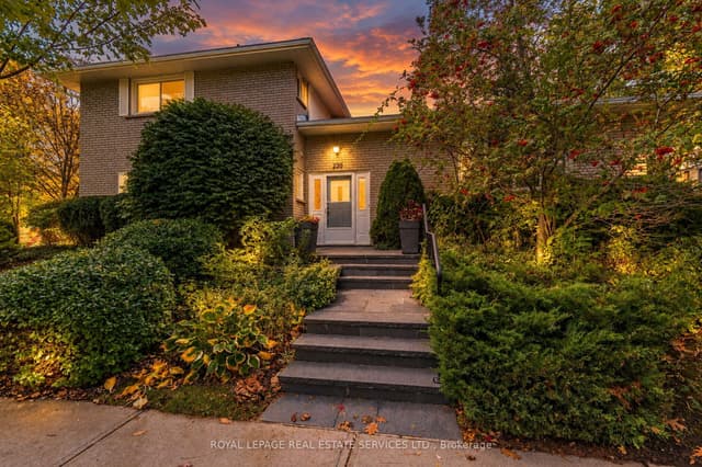 Detached at 220 Edenbridge Drive, Toronto, ON M9A 3H1, Toronto W08