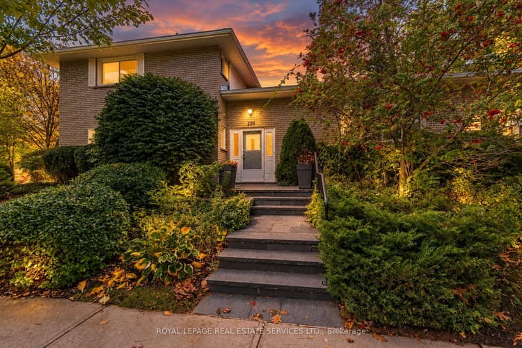220 Edenbridge Drive