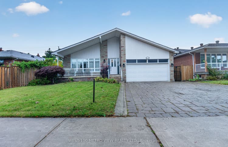 3411 Pinesmoke Crescent