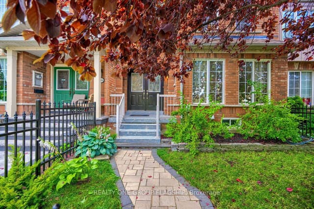 Att/Row/Townhouse at 5846 Tenth Line W, Mississauga, ON L5M 6V3