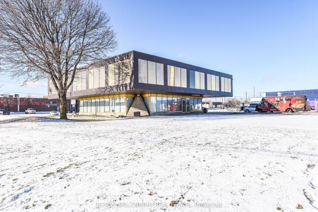 Office at 1300 E Steeles Avenue E 215, Brampton, ON L6T 1A2