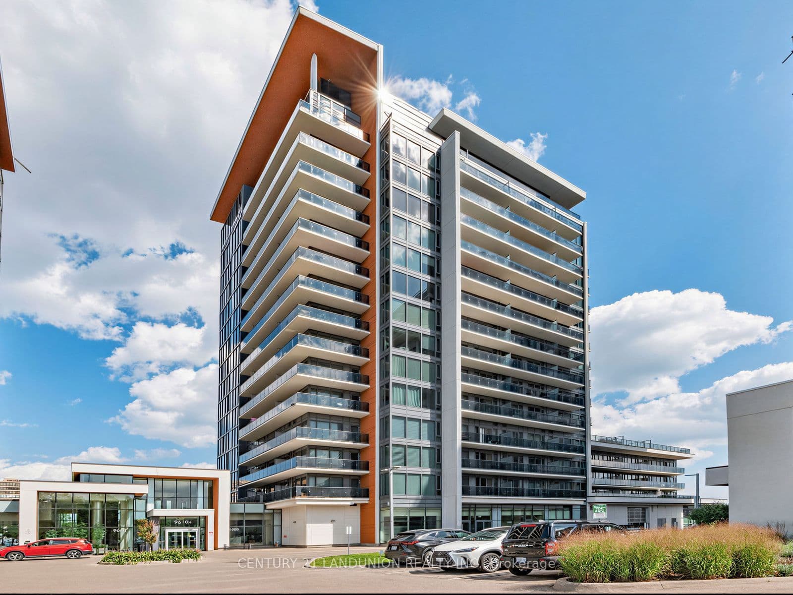 Suite 311B, Unit 311B · 9600 Yonge St