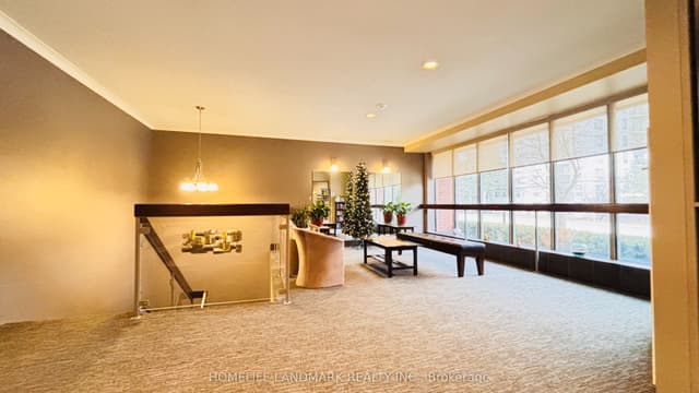Condo Apartment at 300 KEATS Way 207, Waterloo, ON N2L 6E6
