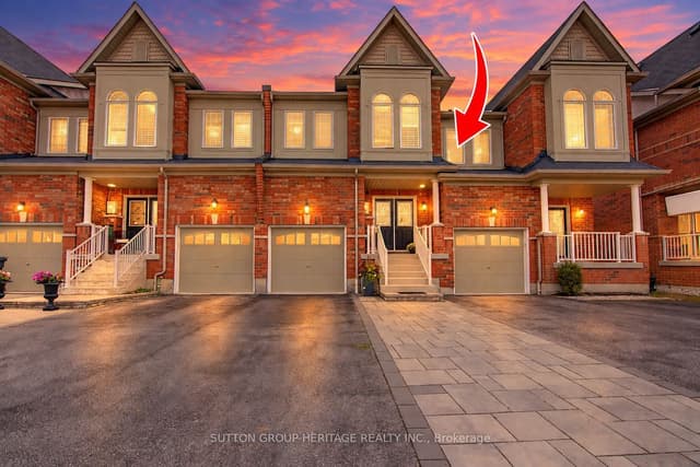 Att/Row/Townhouse at 15 Clarinet Lane, Whitchurch-Stouffville, ON L4A 0N8