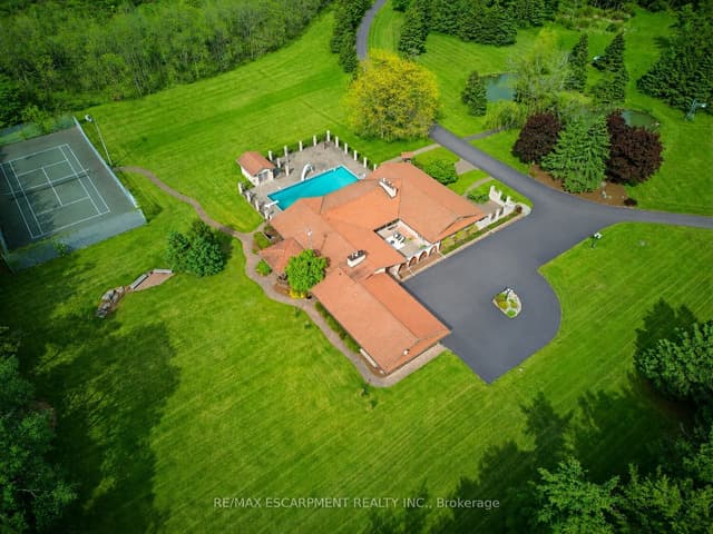 Detached at 4274 Highway 56, Hamilton, ON L0R 1C0