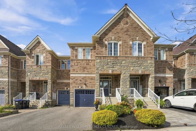 Att/Row/Townhouse at 8 Rogers Trail, Bradford West Gwillimbury, ON L3Z 0G4