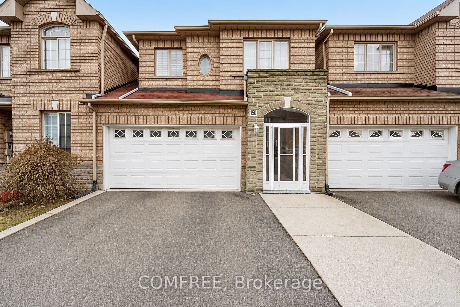 15D View Green Crescent in M9W