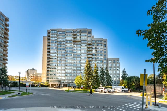 Condo Apartment at 7 Townsgate Drive 1203, Vaughan, ON L4J 7Z9