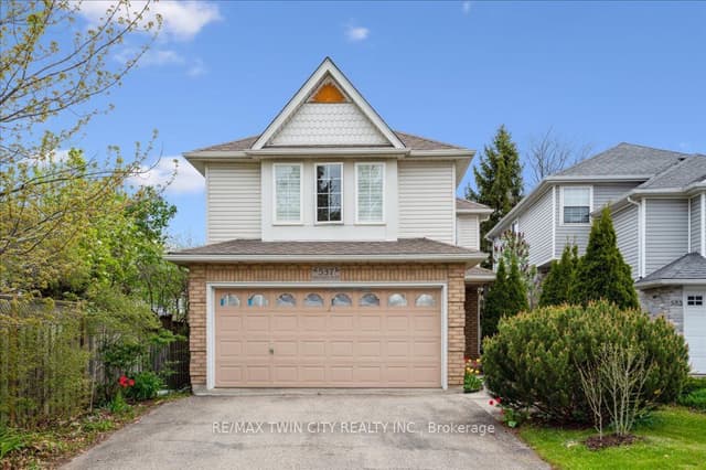 Detached at 537 Havendale Place, Waterloo, ON N2L 0G2