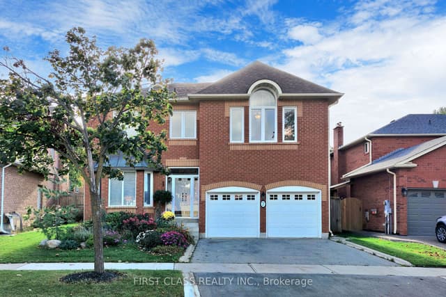 Detached at 7 Kenpark Avenue, Brampton, ON L6Z 3P4