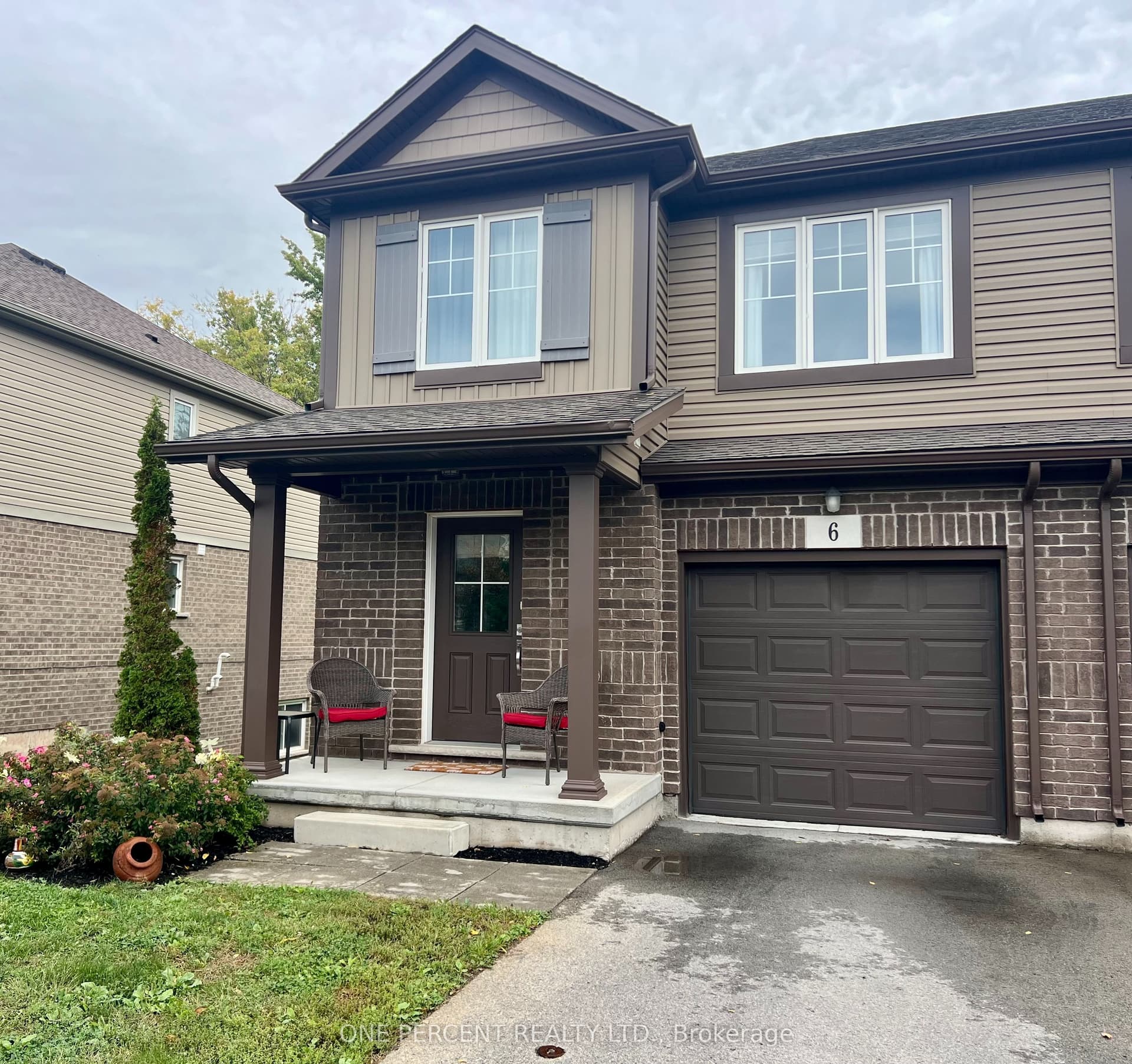 Suite 6, Unit 6 · 340 Prospect Point Rd N