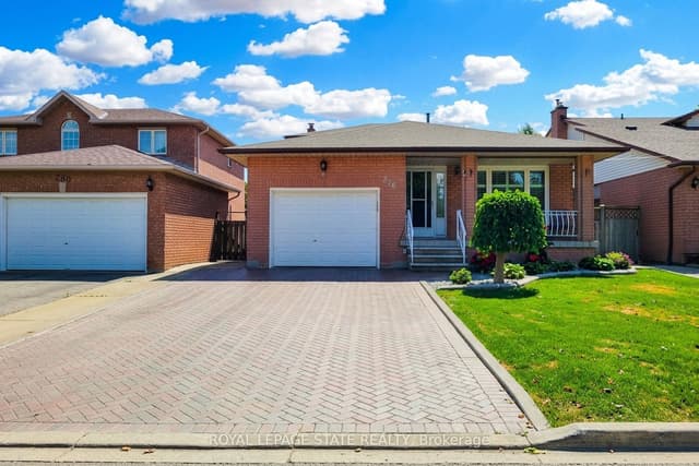 Detached at 276 Greencedar Drive, Hamilton, ON L9C 6S9