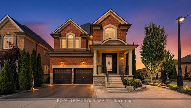 Detached at 30 Fairmont Ridge Trail, King, ON L7B 0A5