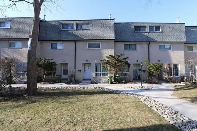 Condo Townhouse at 8 Liszt Gate 9, Toronto, ON M2H 1G7, Toronto C15