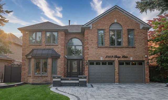 Detached at 2143 Brays Lane, Oakville, ON L6M 2T2