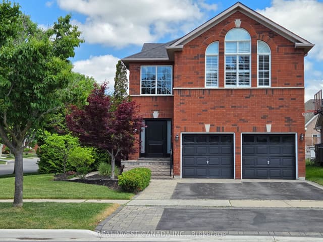 Detached at 84 Worthington Avenue, Richmond Hill, ON L4E 3X1