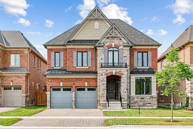 Detached at 56 Klees Crescent, Aurora, ON L4G 3W8
