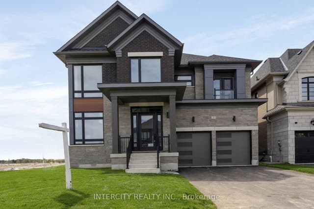 Detached at 19 Heart Lake Circle Lot 9N, King, ON L7B 1K5