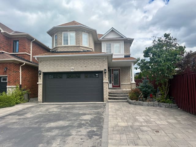 Detached at 33 Deerwood Crescent, Richmond Hill, ON L4E 3V4