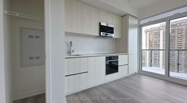 Condo Apartment at 120 Broadway Avenue 1502, Toronto, ON M4P 0E9, Toronto C10