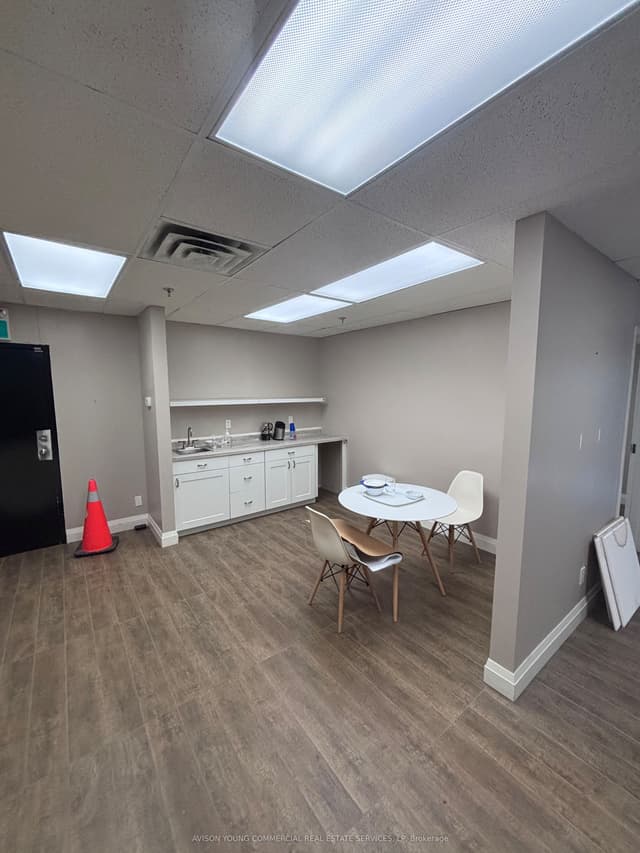 Office at 25 Toronto Street Lower Level, Toronto, ON M5C 2R1, Toronto C08