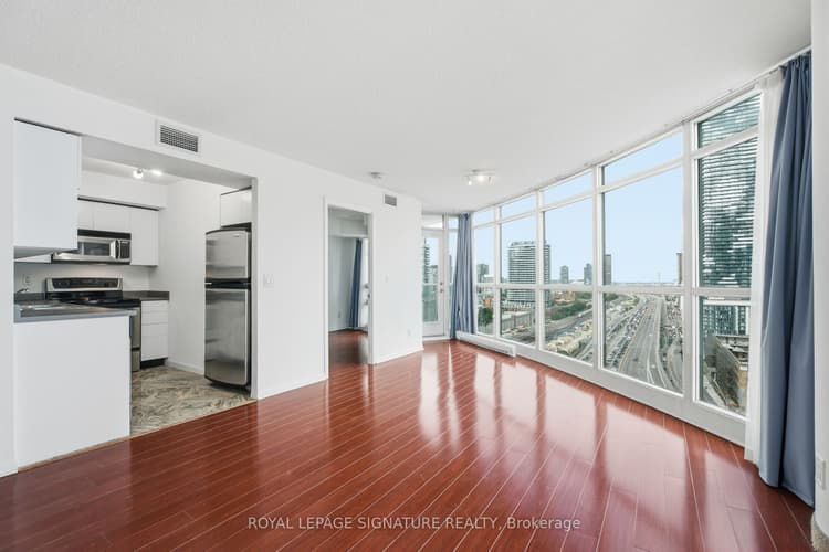 18 Yonge Street