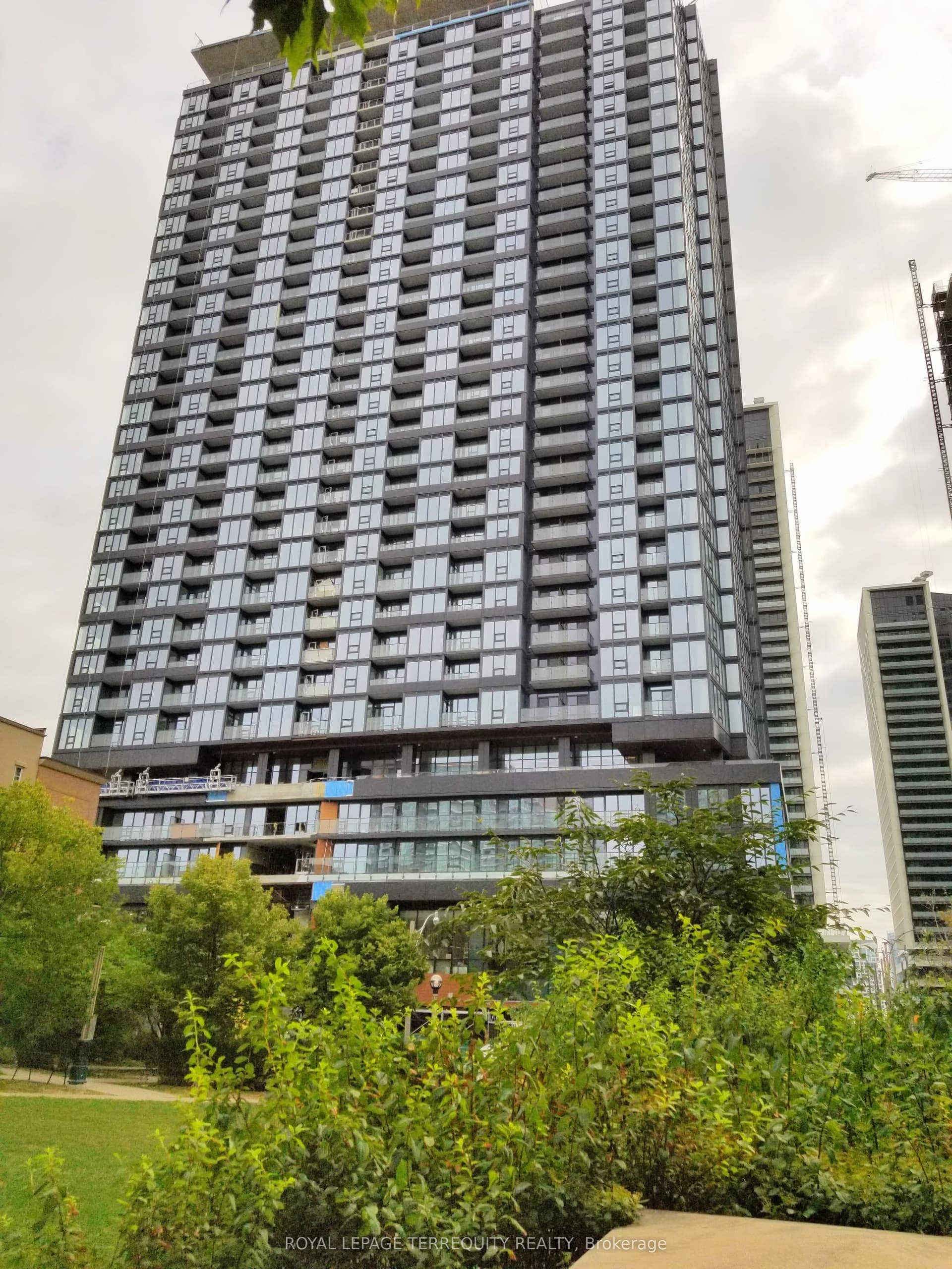 Suite 3503 · Floor 35, Unit 3503 · 19 Western Battery Rd