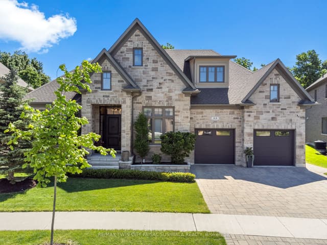 Detached at 44 Pioneer Ridge Drive, Kitchener, ON N2P 0G6