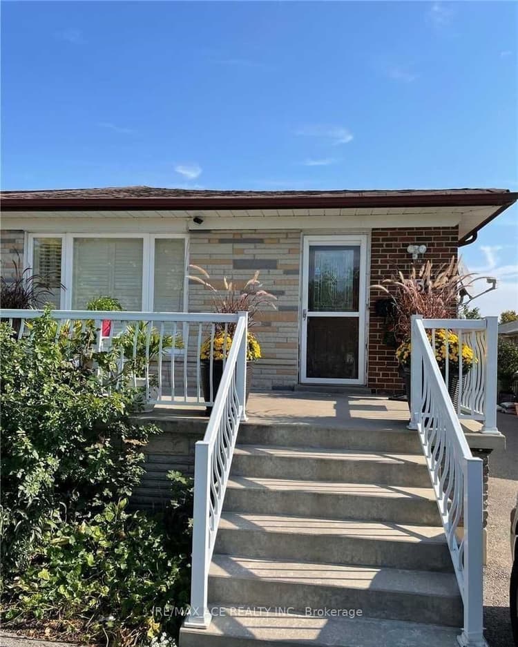 65 Dellbrook Crescent